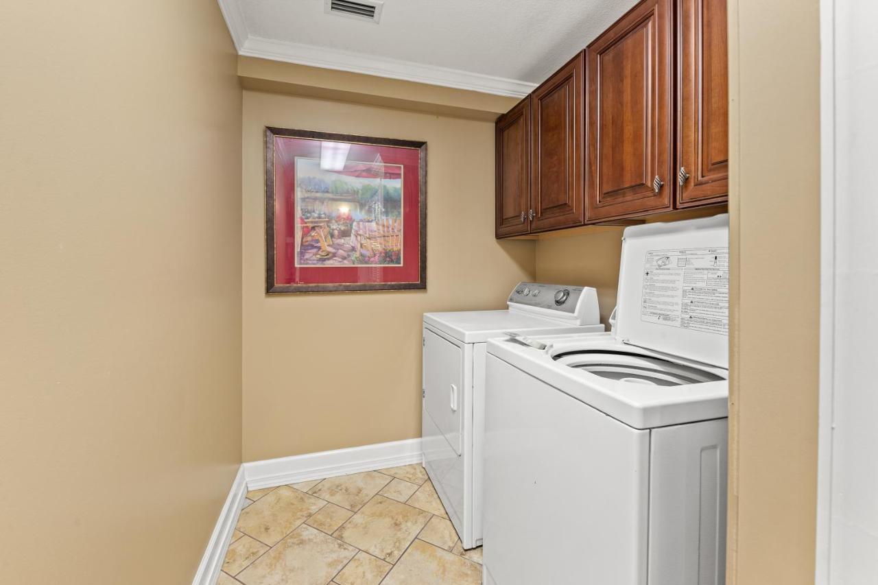 Gulf Front Master Bedroom! 2 Pools & Hot Tubs! Sleeps 8! Panama City Beach Extérieur photo