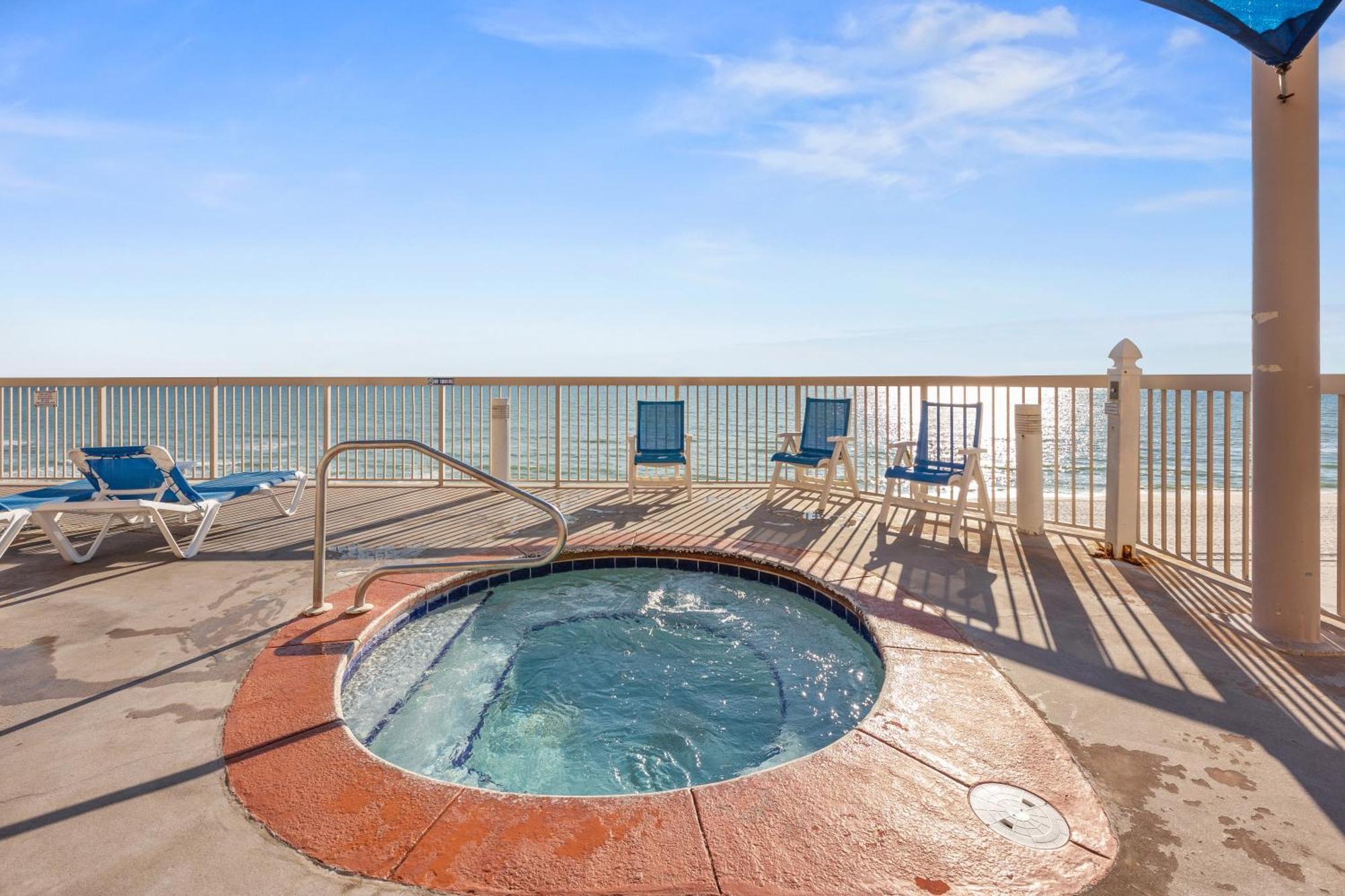 Gulf Front Master Bedroom! 2 Pools & Hot Tubs! Sleeps 8! Panama City Beach Extérieur photo