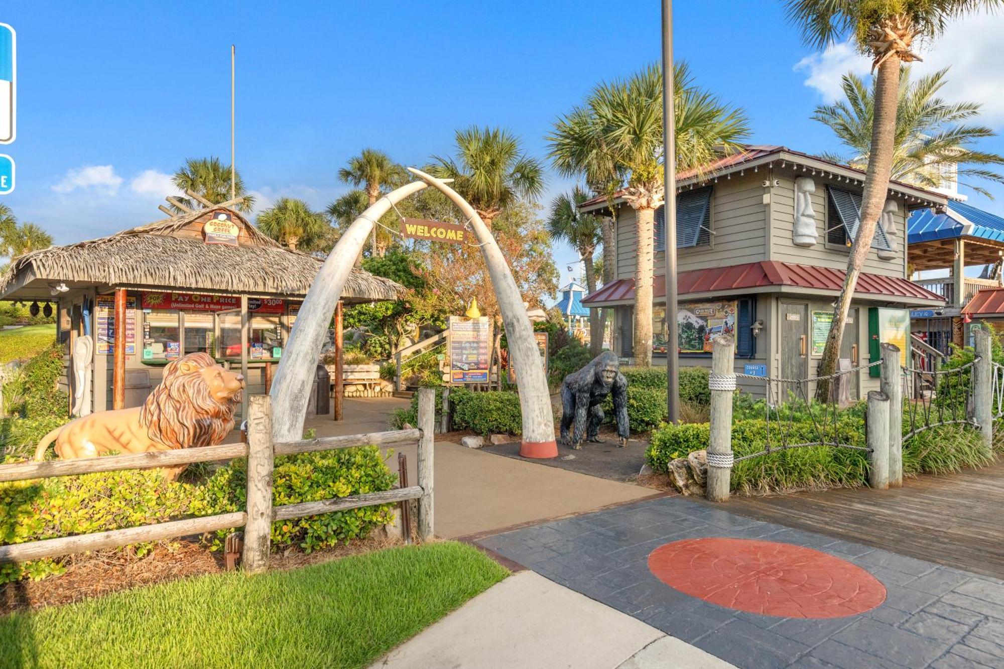 Gulf Front Master Bedroom! 2 Pools & Hot Tubs! Sleeps 8! Panama City Beach Extérieur photo